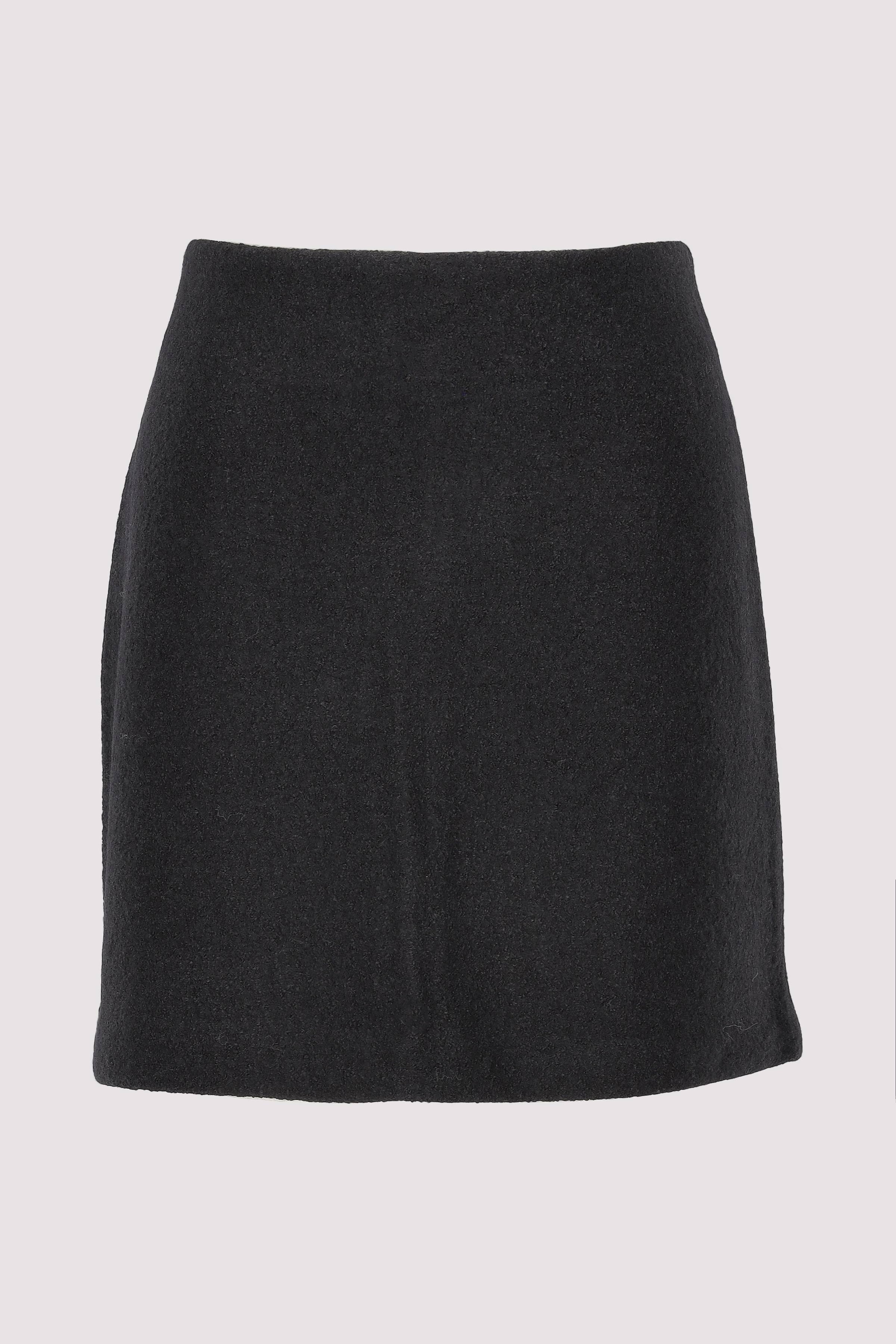 Skirt, short length